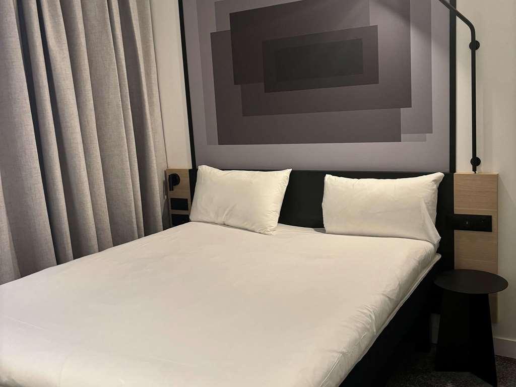 Отель Ibis Rouen Centre Rive Droite Pasteur Номер фото