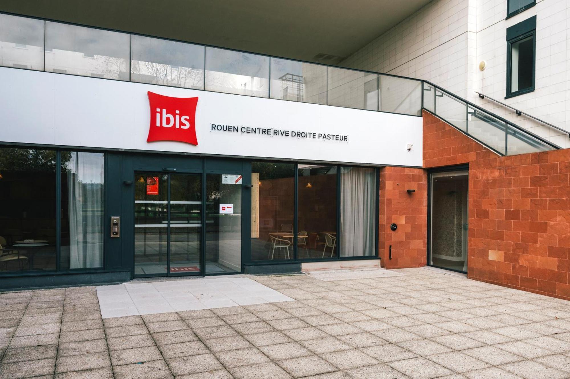 Отель Ibis Rouen Centre Rive Droite Pasteur Экстерьер фото